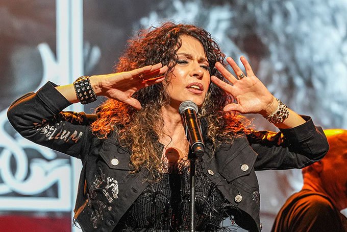 PATRICIA SOSA Contacto al 011 5452-1766 - Shows para Eventos PATRICIA SOSA Contacto al 011 5452-1766 - Shows en Vivo