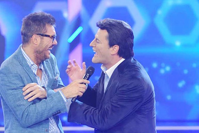 ROBERTO PEÑA Contacto al 011 5452-1766 - Shows ROBERTO PEÑA Contacto al 011 5452-1766 - Shows